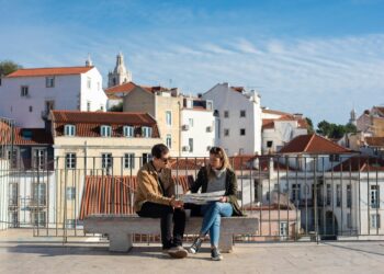 Unlock the Secrets to Smoother Trips: Essential Travel Hacks to Know