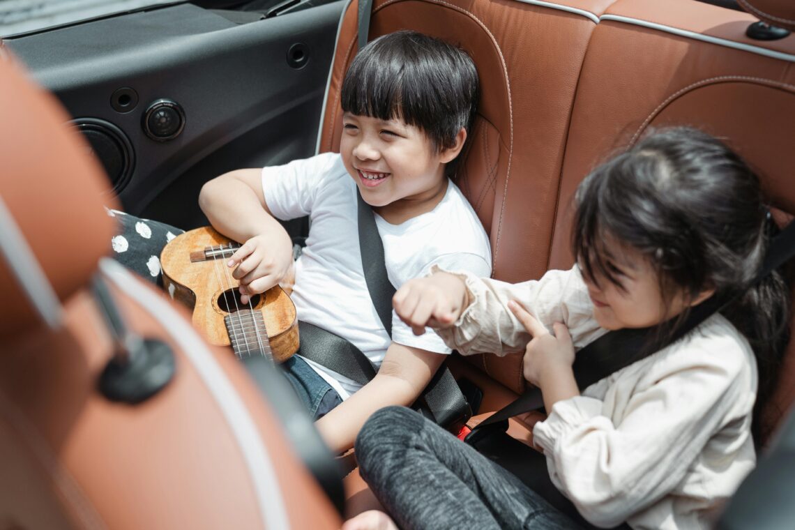 Ultimate Guide to Travel Safety for Families: Tips and Tricks for a Secure Trip